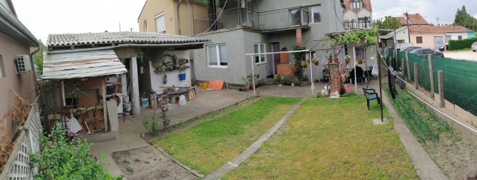 Panoramski prikaz dvorišta
